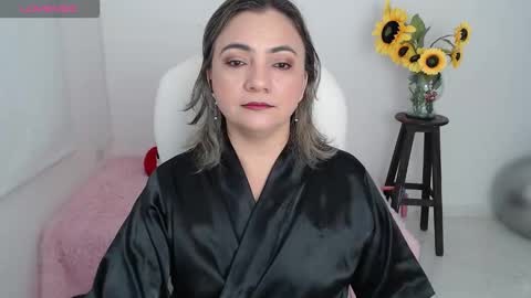 REBECA online show from November 13, 2025, 12:26 pm