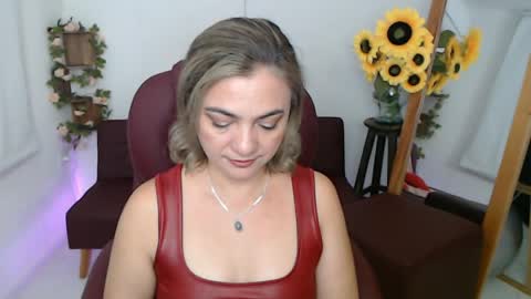 REBECA online show from June 5, 2026, 3:29 pm