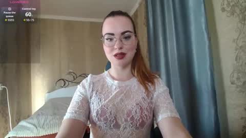 Snapshot of rebecca_ccaa chatting on May 4, 2026, 2:35 pm Rebecca online show from May 4, 2026, 2:35 pm
