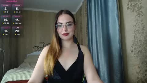 Snapshot of rebecca_ccaa chatting on May 11, 2026, 4:04 pm Rebecca online show from May 11, 2026, 4:04 pm