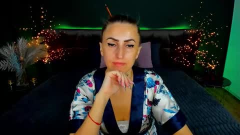 rebecca_diamonds online show from October 1, 2025, 6:08 am