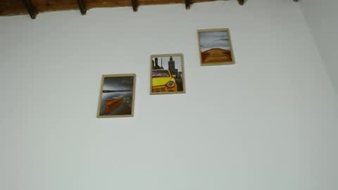 Becca Johnsoon online show from March 8, 2025, 12:33 am