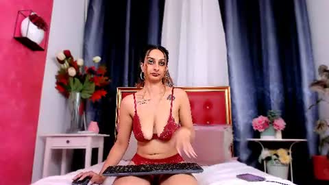 Snapshot of rebecca_mistique chatting on July 21, 2026, 5:26 pm Rebecca online show from July 21, 2026, 5:26 pm