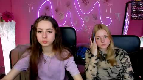 rebecca_smile_ online show from April 23, 2026, 12:15 pm