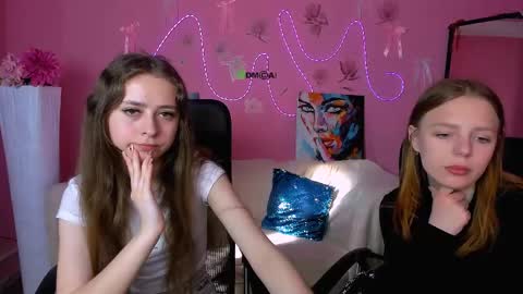 rebecca_smile_ online show from May 15, 2026, 5:58 am