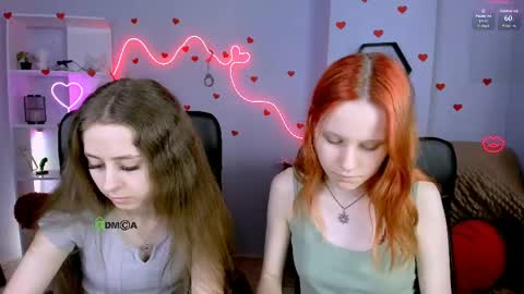 rebecca_smile_ online show from May 18, 2026, 12:22 pm