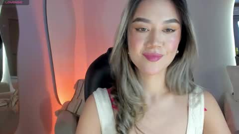 Rebe online show from March 2, 2025, 10:59 pm