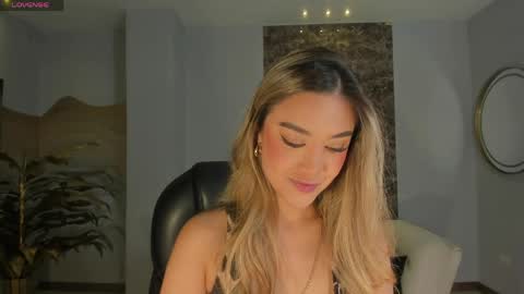 Rebe online show from April 5, 2026, 5:43 pm