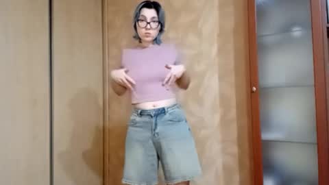 Zoe online show from February 4, 2026, 3:29 pm