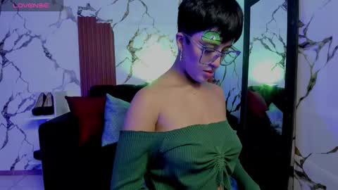 REBEKA online show from October 8, 2025, 1:31 pm