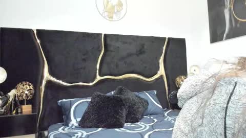 rebekarose online show from November 1, 2025, 11:40 pm