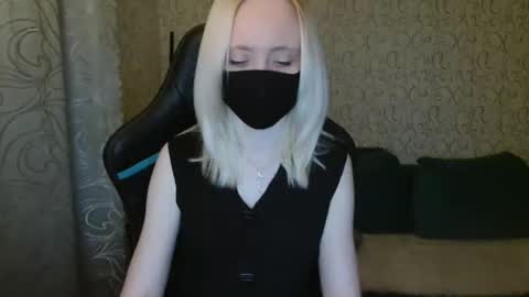 RebesaOlset online show from January 14, 2025, 3:57 pm