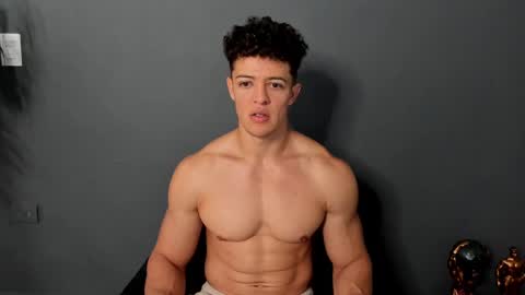 twitter REECET26 instagram RECCETAYLOR online show from February 23, 2025, 2:46 pm