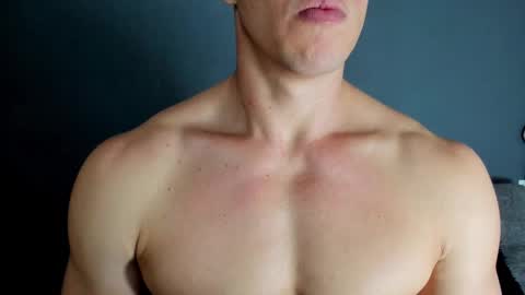 twitter REECET26 instagram RECCETAYLOR online show from October 24, 2025, 3:36 am