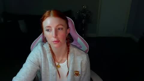 Red -  online show from January 29, 2025, 9:39 pm