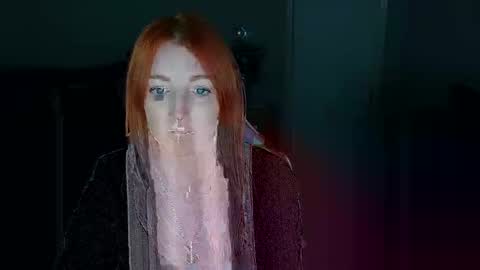 Red -  online show from February 7, 2025, 2:37 pm