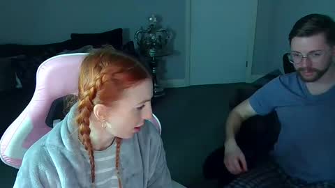 Red -  online show from February 20, 2025, 9:20 pm