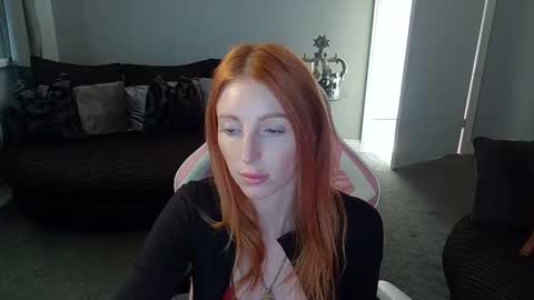 Red -  online show from September 25, 2025, 2:21 pm