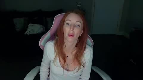 Red -  online show from January 8, 2026, 10:01 pm