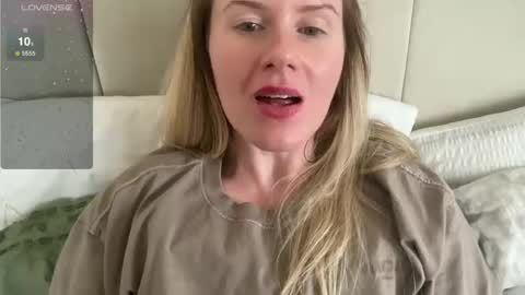 Rosie online show from March 11, 2025, 1:56 pm