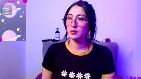 IG   OF red moonn online show from January 16, 2025, 1:36 pm