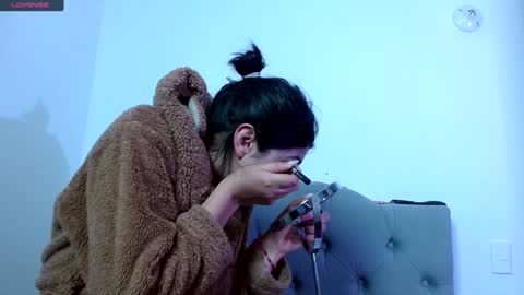 IG   OF red moonn online show from January 18, 2025, 10:39 am