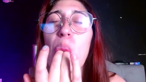 IG   OF red moonn online show from June 19, 2026, 7:01 am
