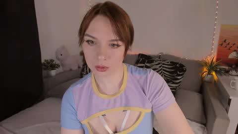 Snapshot of red_passsion chatting on February 3, 2025, 11:09 am Mia online show from February 3, 2025, 11:09 am