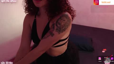 red_velvett0 online show from February 15, 2026, 11:41 am