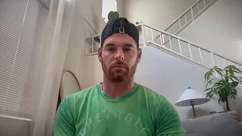 Snapshot of reddead7100 chatting on December 5, 2025, 8:27 pm reddead7100 online show from December 5, 2025, 8:27 pm