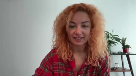 reddgirll online show from February 22, 2025, 11:35 am