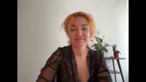 reddgirll online show from February 24, 2025, 1:10 pm