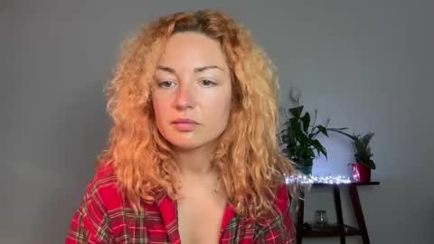 reddgirll online show from March 2, 2025, 7:34 pm