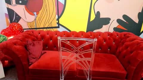 Snapshot of reddoll_ chatting on February 19, 2026, 7:15 am Lily online show from February 19, 2026, 7:15 am