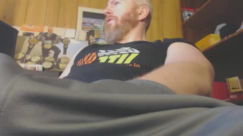 theredhead4fun online show from February 2, 2025, 2:48 am