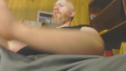 Snapshot of redhead4fun chatting on December 22, 2025, 3:47 am theredhead4fun online show from December 22, 2025, 3:47 am