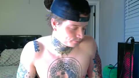 Snapshot of redinthebed chatting on November 14, 2025, 1:26 am InkedGinger online show from November 14, 2025, 1:26 am