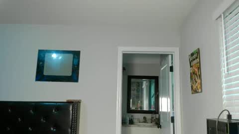 Snapshot of redinthebed chatting on December 18, 2025, 7:09 pm InkedGinger online show from December 18, 2025, 7:09 pm