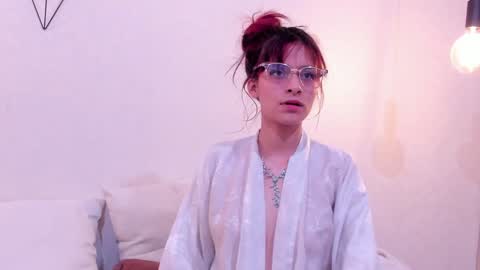 Meloddy online show from January 18, 2025, 10:39 pm