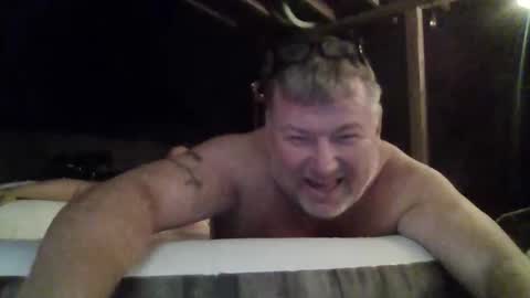 redpole4u online show from October 28, 2025, 11:51 pm