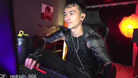 Red online show from March 6, 2025, 4:38 pm