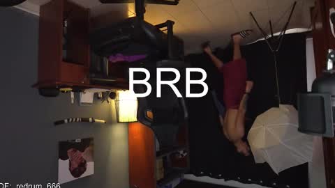 Red online show from March 9, 2025, 5:39 pm