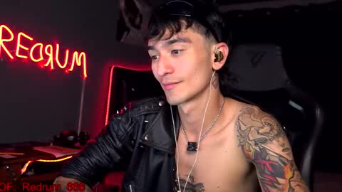 Red online show from September 23, 2025, 5:38 pm