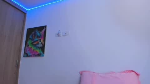 redski77 online show from March 6, 2025, 9:25 am