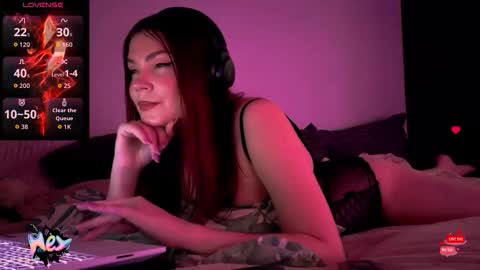 Snapshot of redyari chatting on June 5, 2026, 4:02 pm Red online show from June 5, 2026, 4:02 pm
