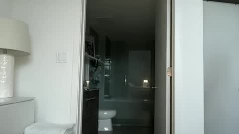 Reece Marie online show from November 13, 2025, 5:12 pm