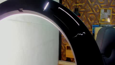 reed_kitty online show from December 1, 2025, 12:43 pm