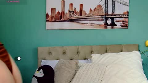 Yanella online show from March 21, 2026, 2:53 pm