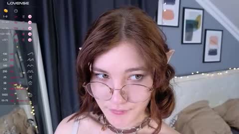 reginablack_ online show from March 19, 2026, 8:35 pm