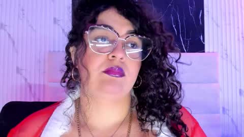 reginavegaa online show from December 20, 2025, 11:50 am